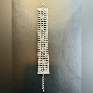 ✨🔥3 for $10🔥Elegant Blingy Bracelet!✨